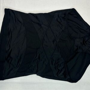 Black Sleeveless Top